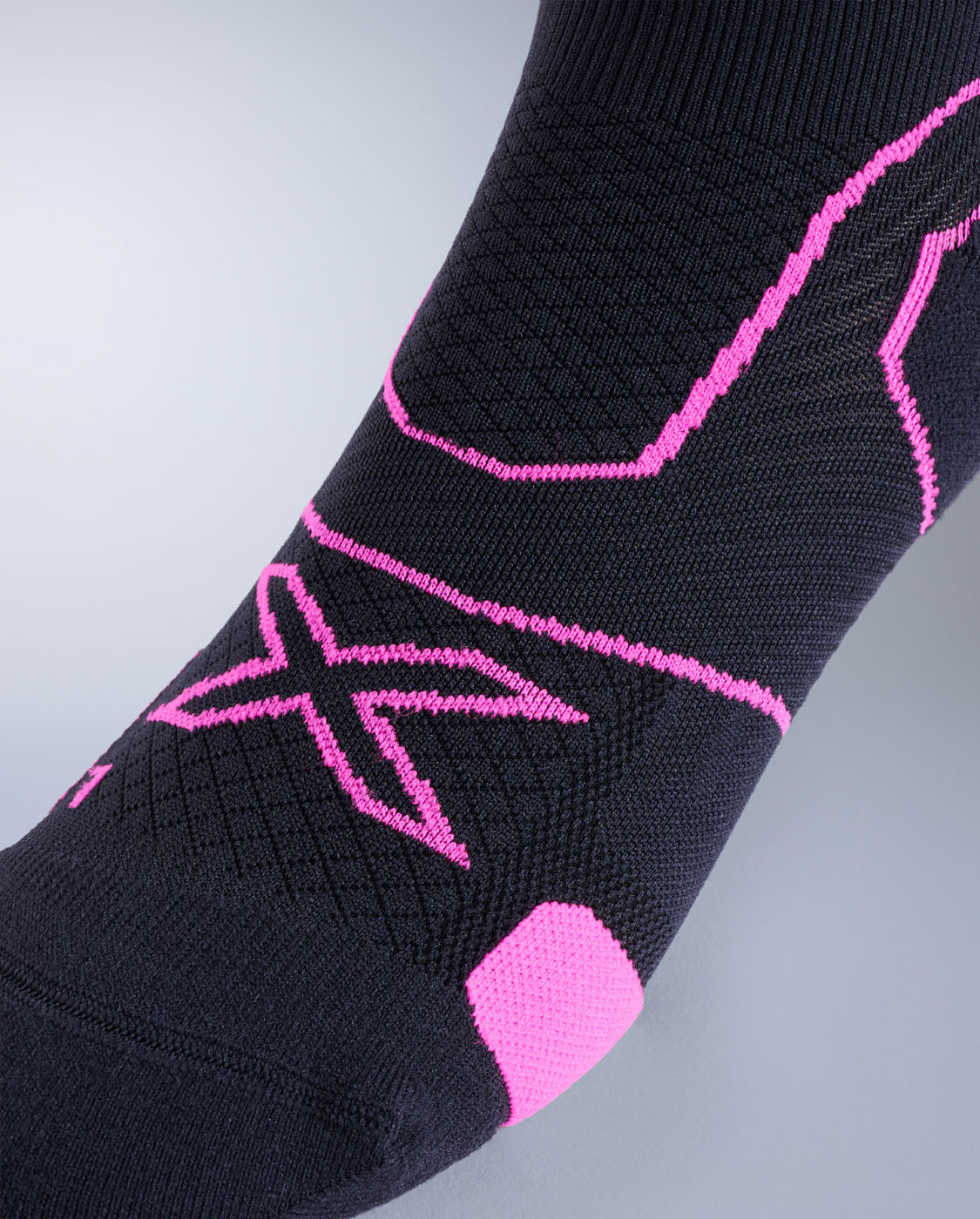 Vectr Cushion Crew Socks, Black/Fuchsia