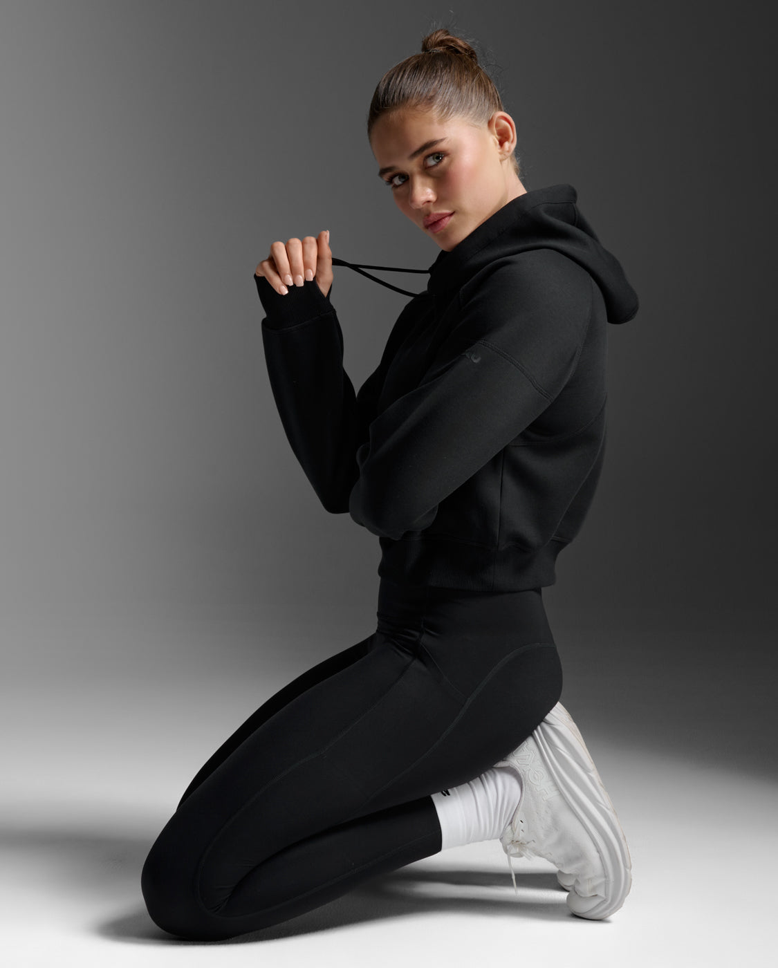Form Smooth Spacer Crop Hoodie, Black/Black